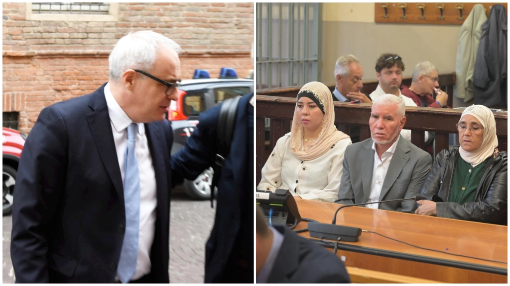I rilievi dei carabinieri in piazza Meardi a Voghera Il 20 luglio 2021 l’ex assessore Massimo Adriatici ha sparato al 39enne Youns El Bousettaoui I rilievi dei carabinieri in piazza Meardi a Voghera Il 20 luglio 2021 l’ex assessore Massimo Adriatici ha sparato al 39enne Youns El Bousettaoui