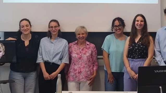 Matching tra associazioni, ma anche con la tecnologia La Rsa si è proposta come un laboratorio di sperimentazione: da Hiro,... Matching tra associazioni, ma anche con la tecnologia La Rsa si è proposta come un laboratorio di sperimentazione: da Hiro,...