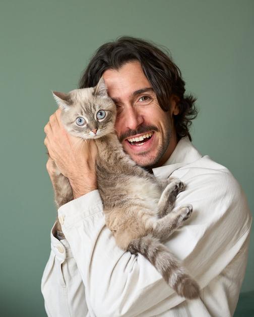 Luca Gervasi, la gattina Belen e il sogno Maria De Filippi: “Nel podcast non scelgo mai nessuno per hype” Luca Gervasi, la gattina Belen e il sogno Maria De Filippi: “Nel podcast non scelgo mai nessuno per hype”