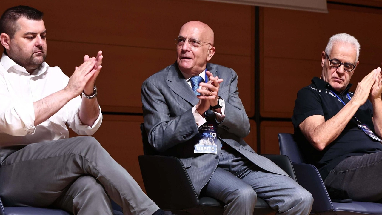 Il caso Lombardia. Forza Italia punge la Lega: "Governavamo meglio noi"