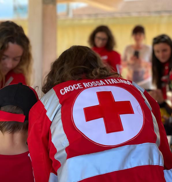 Commissariata la Croce Rossa di Como: gravissime irregolarità nella gestione degli immigrati di Lipomo Commissariata la Croce Rossa di Como: gravissime irregolarità nella gestione degli immigrati di Lipomo