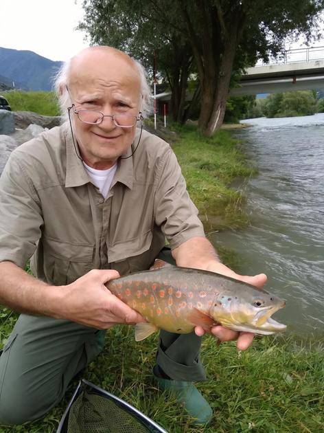 Sondrio dice addio a Marcello, “il barbiere“