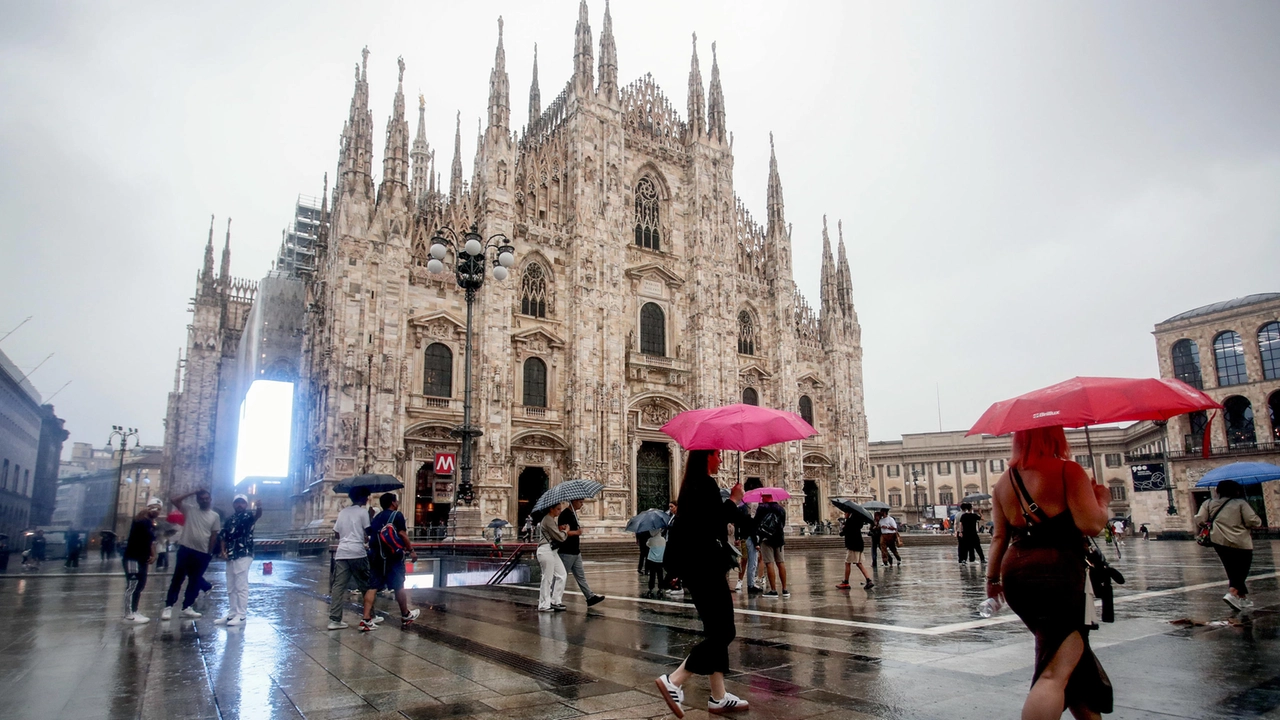 Pioggia in centro a Milano Pioggia in centro a Milano