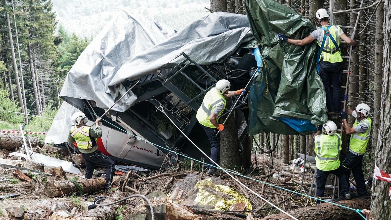 Tragedia funivia del Mottarone, il processo: chiesti 3 patteggiamenti e 2 proscioglimenti. La rabbia della sindaca di Stresa