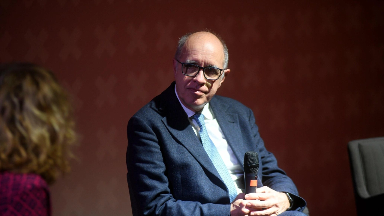 "La rete degli oratori è viva e va sostenuta. Sono luoghi che offrono a tutti i ragazzi, anche ai più... "La rete degli oratori è viva e va sostenuta. Sono luoghi che offrono a tutti i ragazzi, anche ai più...