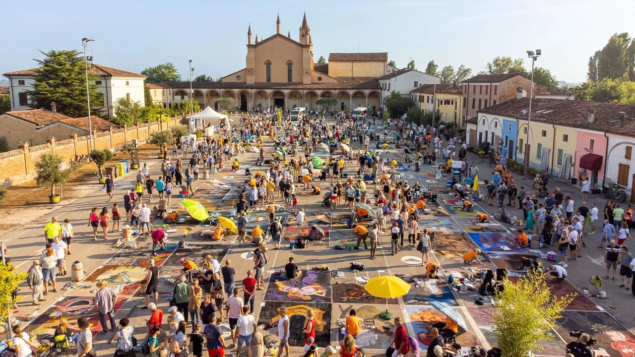 Grazie di Curtatone, i 600 anni della fiera tra Madonnari, fiori di loto e l’opera corale giubilare