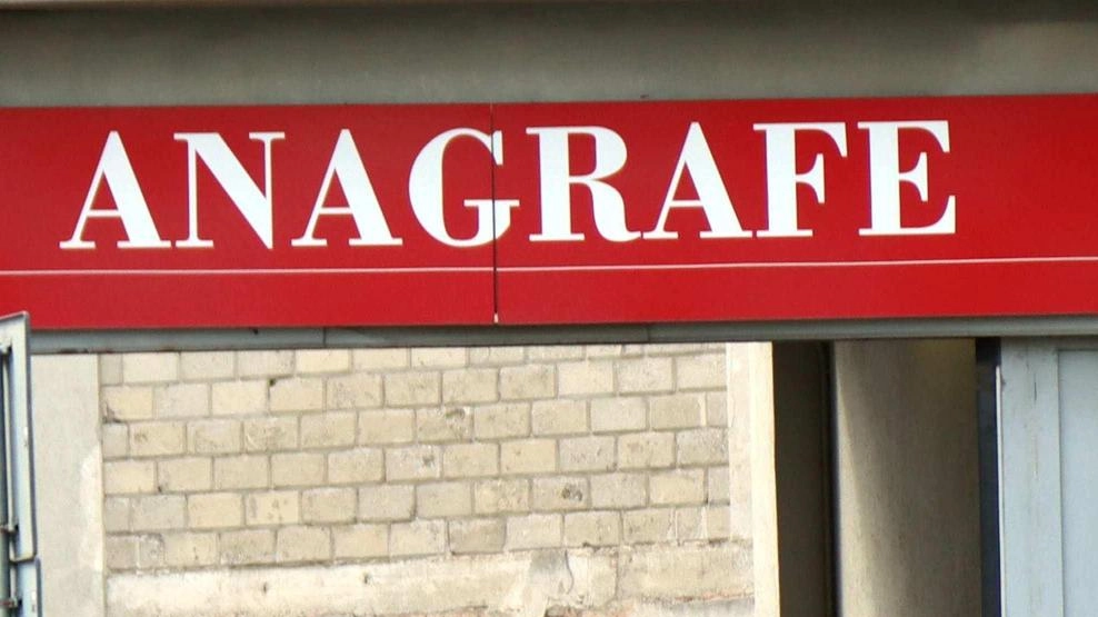 Una svista di un impiegato comunale ha provocato una lunga serie di sbagli e ammanchi Una svista di un impiegato comunale ha provocato una lunga serie di sbagli e ammanchi
