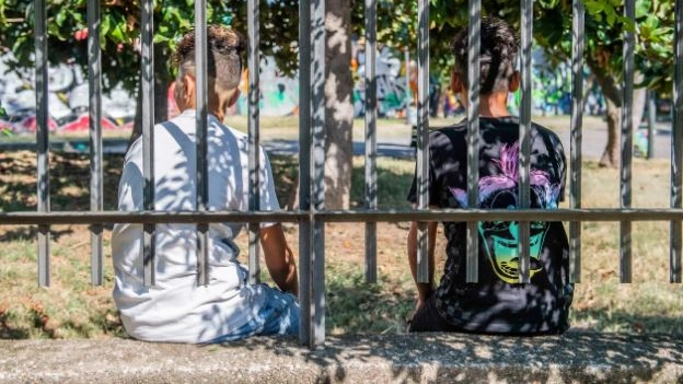All’epoca la struttura ospitava 47 minori stranieri non accompagnati