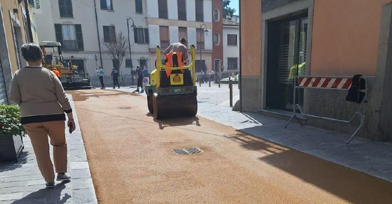 Asfalto giallo al posto dei sampietrini? No della Soprintendenza, alt ai lavori a Vailate Asfalto giallo al posto dei sampietrini? No della Soprintendenza, alt ai lavori a Vailate