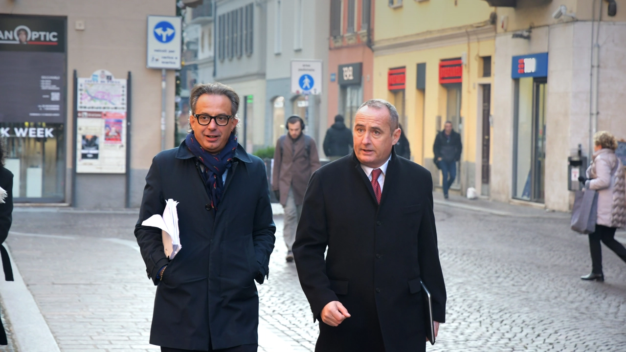 Il sindaco di Vigevano Andrea Ceffa (a sinistra) col suo avvocato Luca Angeleri Il sindaco di Vigevano Andrea Ceffa (a sinistra) col suo avvocato Luca Angeleri