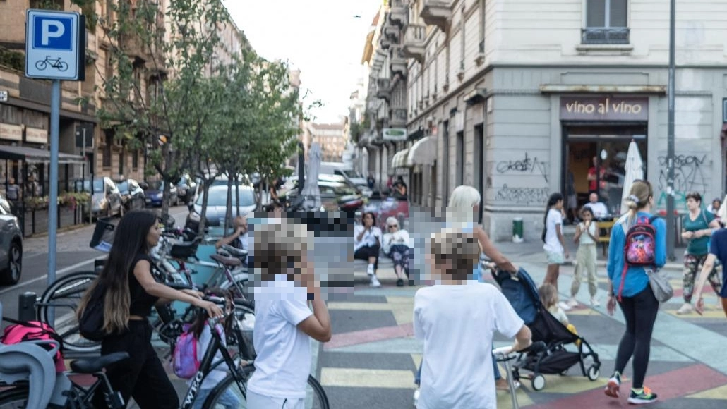 No parking day, le persone si riprendono le strade No parking day, le persone si riprendono le strade