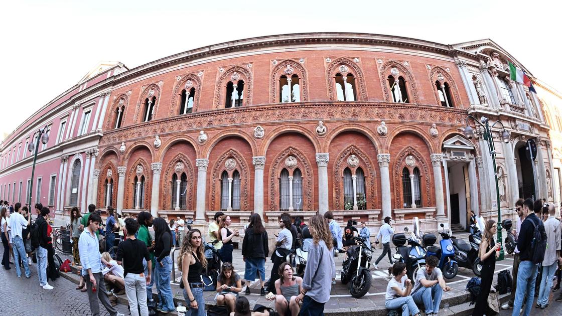 Le università milanesi calamita: "Tratteniamo gli studenti dall’estero" Le università milanesi calamita: "Tratteniamo gli studenti dall’estero"
