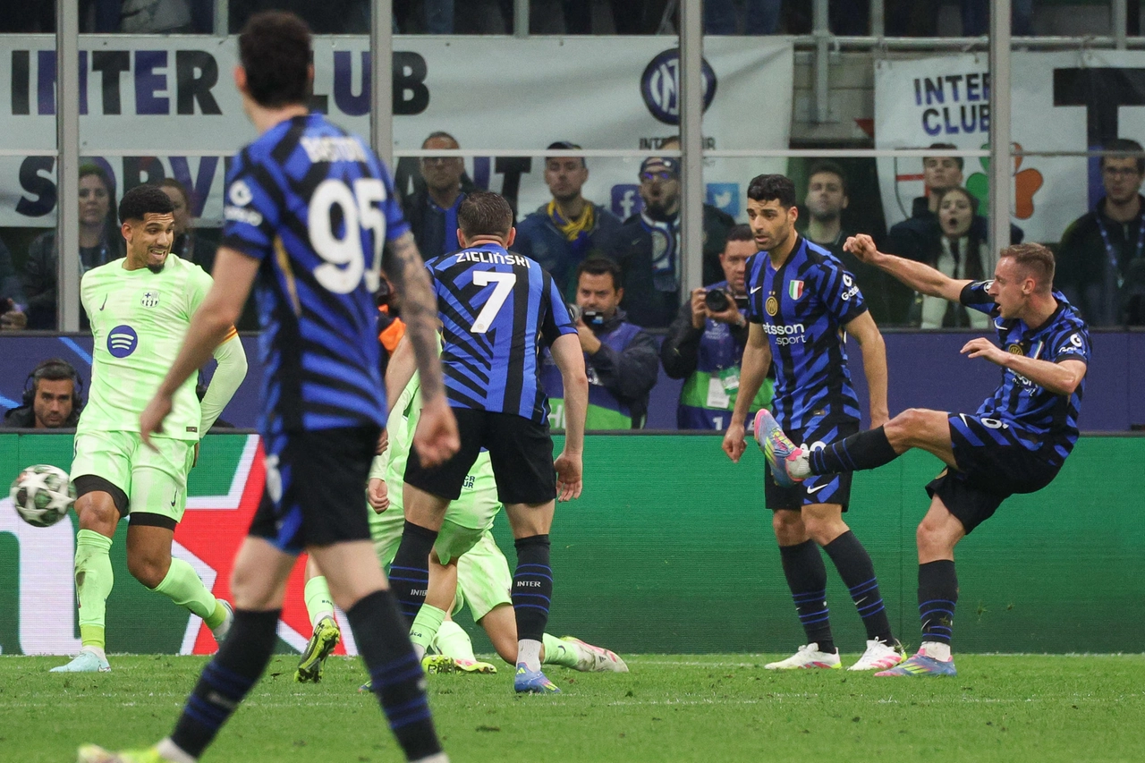 UEFA Champions League Semi-finals 2nd leg ; Inter Milan - FC Barcelona