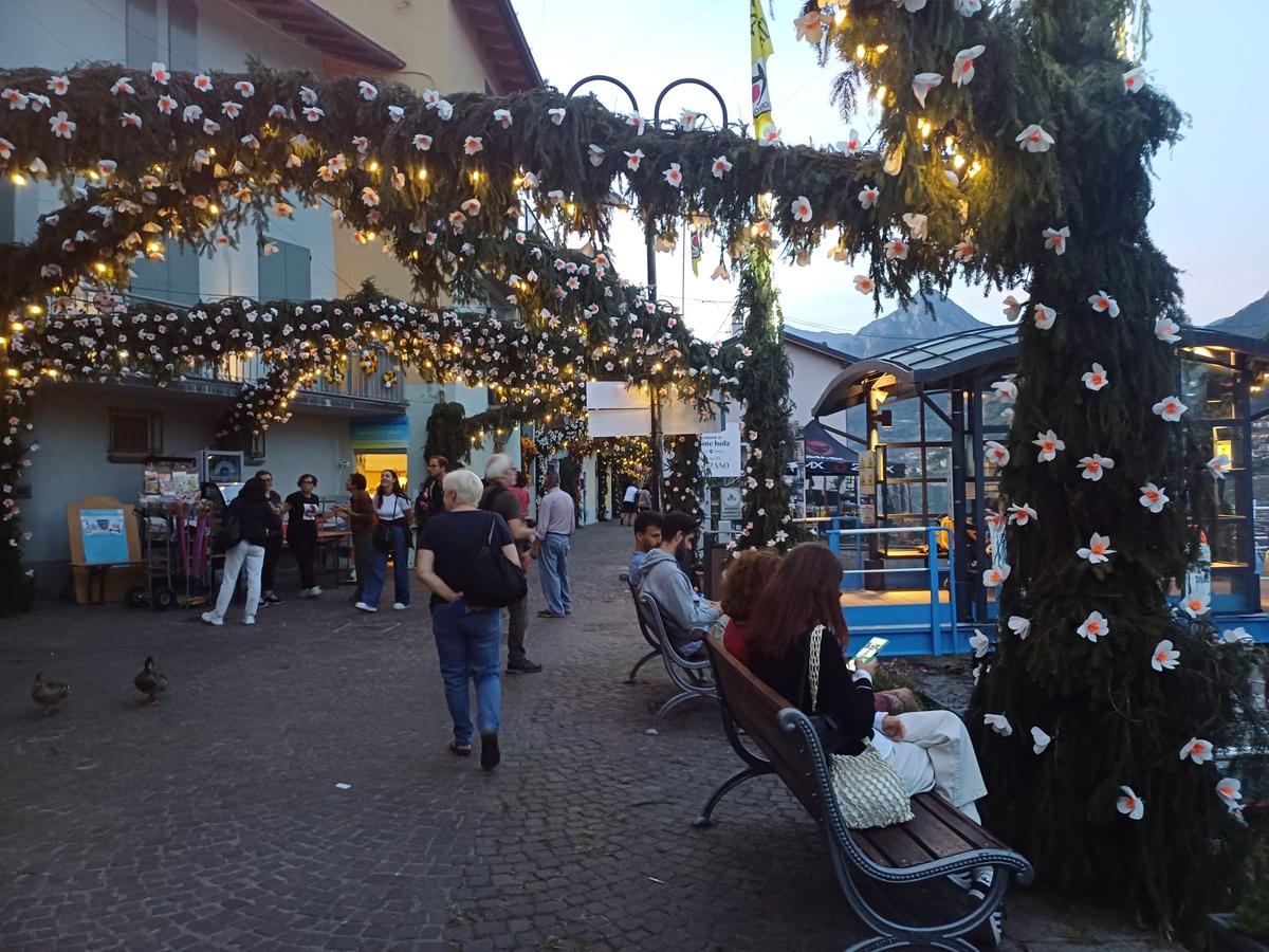 Festa di Santa Croce di Carzano a Monte Isola: battelli tutti sold out