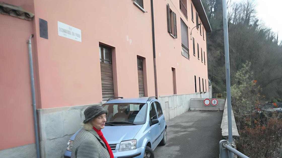 Strada franata a Realdino. Si cercano fondi Strada franata a Realdino. Si cercano fondi