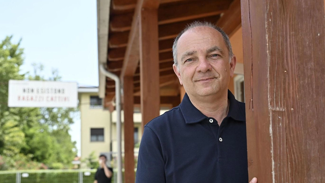 "È un ragazzo educato bene". Don Burgio racconta i colloqui con Riccardo