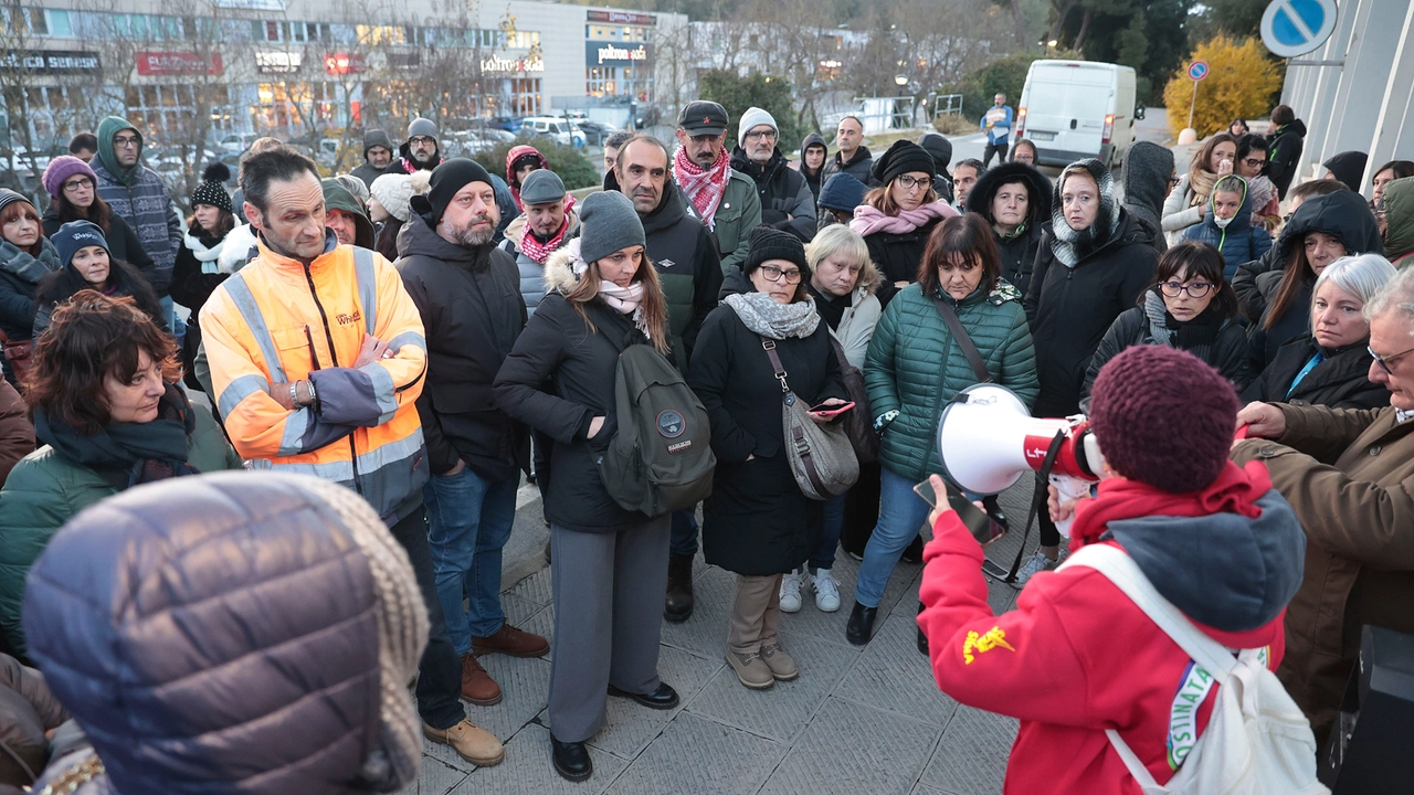 Crollo di vendite dei frigoriferi, Beko annuncia tagli: 800 lavoratori a rischio licenziamento