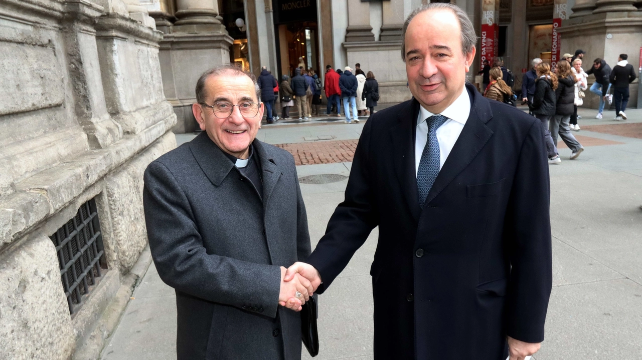 L'arcivescovo di Milano, Mario Delpini, con il rettore della Cattolica, Franco Anelli