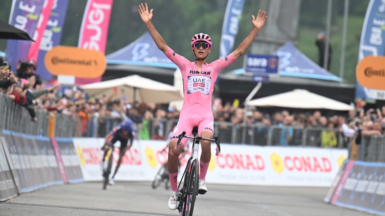Isaac Del Toro vince la 17esima tappa del Giro d'Italia