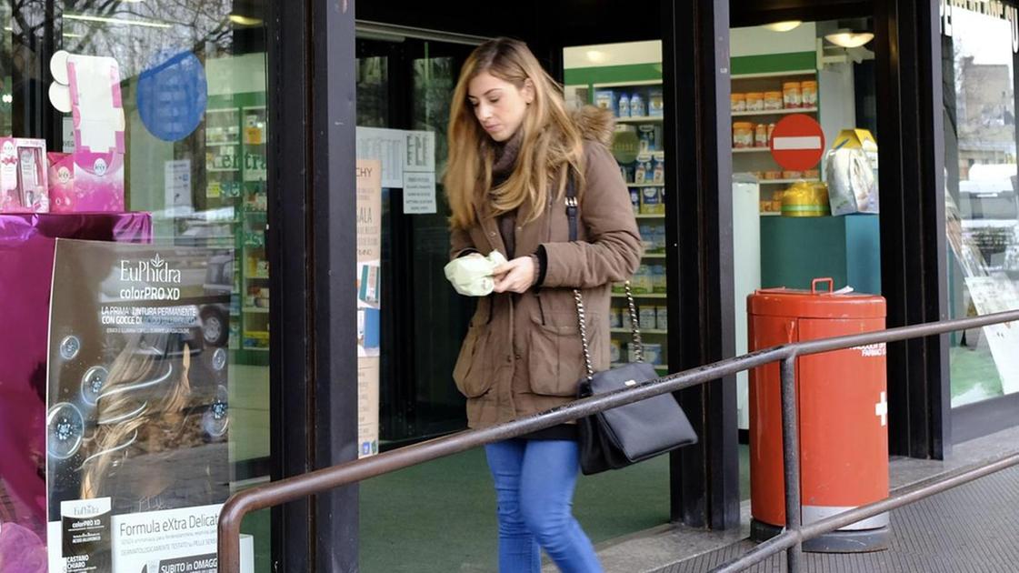 Farmacia comunale, raccolta di firme