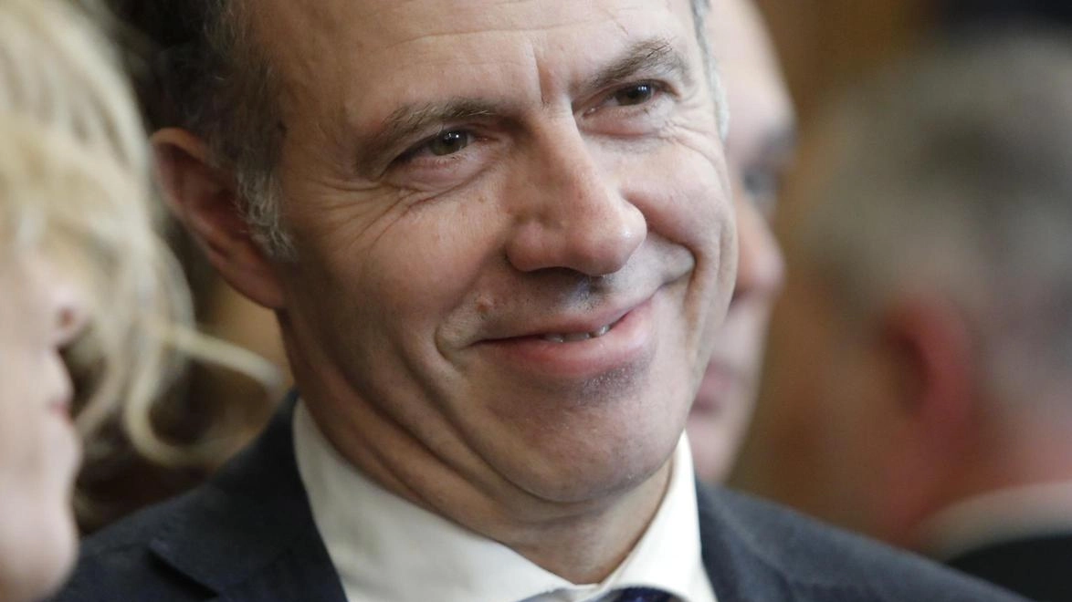 Alla fine ne è rimasto uno solo, il più forte. Massimiliano Romeo (foto), monzese, 53 anni, capogruppo della Lega... Alla fine ne è rimasto uno solo, il più forte. Massimiliano Romeo (foto), monzese, 53 anni, capogruppo della Lega...
