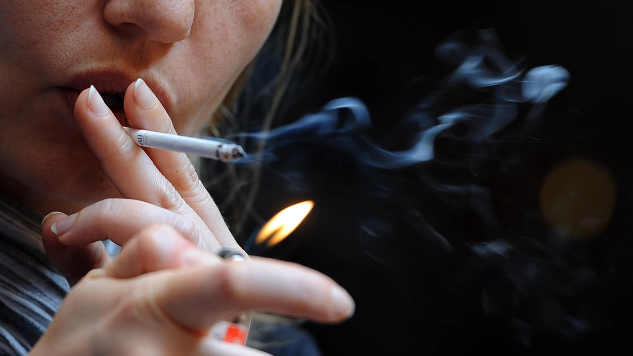 Divieto di fumo anche all'aperto, a Milano dall'1 gennaio 2025 Divieto di fumo anche all'aperto, a Milano dall'1 gennaio 2025