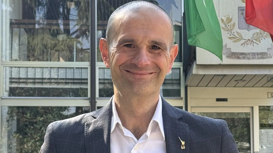 Anche a Opera come per Rozzano voto anticipato. Tre i candidati sindaco. Ettore Fusco è il candidato sindaco del...