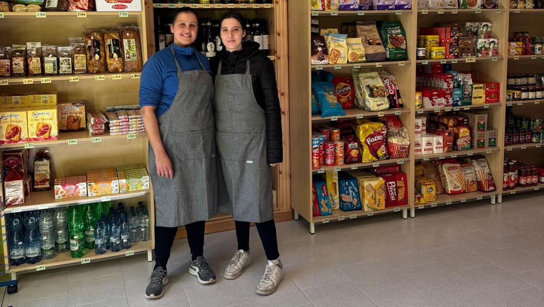 torre santa maria una mamma rilancia l8217unico alimentari nel mio mini market la spesa crea relazioni