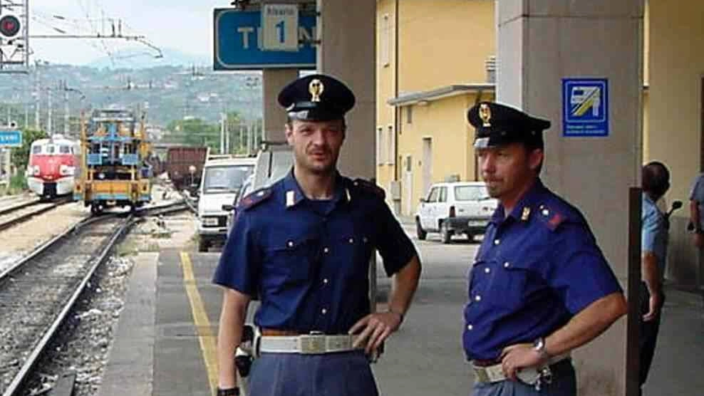 È passato un anno da quando il prefetto ha chiesto al ministero un posto fisso della Polfer in stazione È passato un anno da quando il prefetto ha chiesto al ministero un posto fisso della Polfer in stazione
