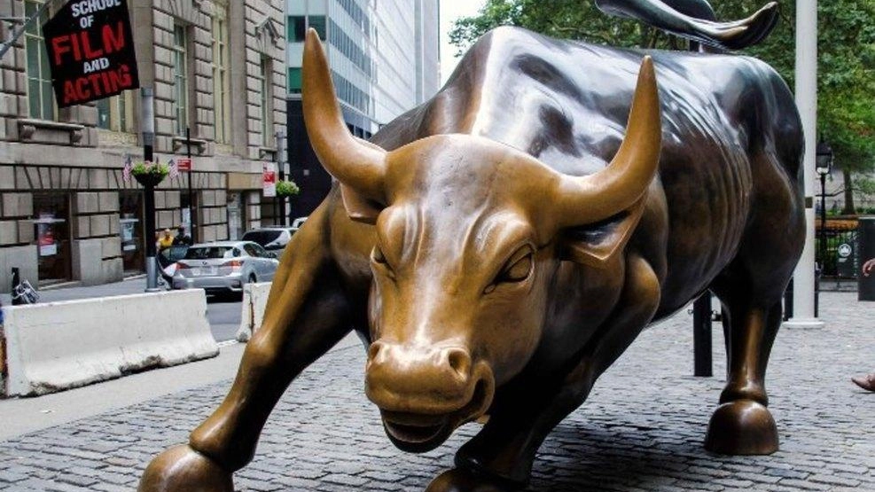 Il Toro di Wall Street la Borsa che è reduce da un 2024 positivo ma teme un 2025 segnato dall’altalena al seguito delle incertezze internazionali Il Toro di Wall Street la Borsa che è reduce da un 2024 positivo ma teme un 2025 segnato dall’altalena al seguito delle incertezze internazionali