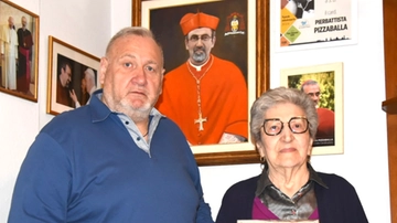 Conclave a casa Pizzaballa, l’attesa di mamma e fratello nella piccola Castel Liteggio: "Sarà Papa? Le vie del Signore sono infinite”
