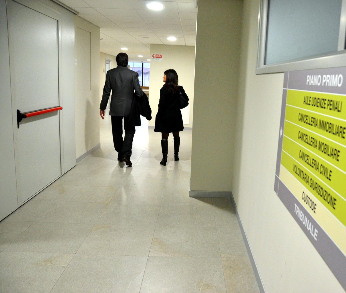 Reddito di base. Imprenditrice condannata Reddito di base. Imprenditrice condannata