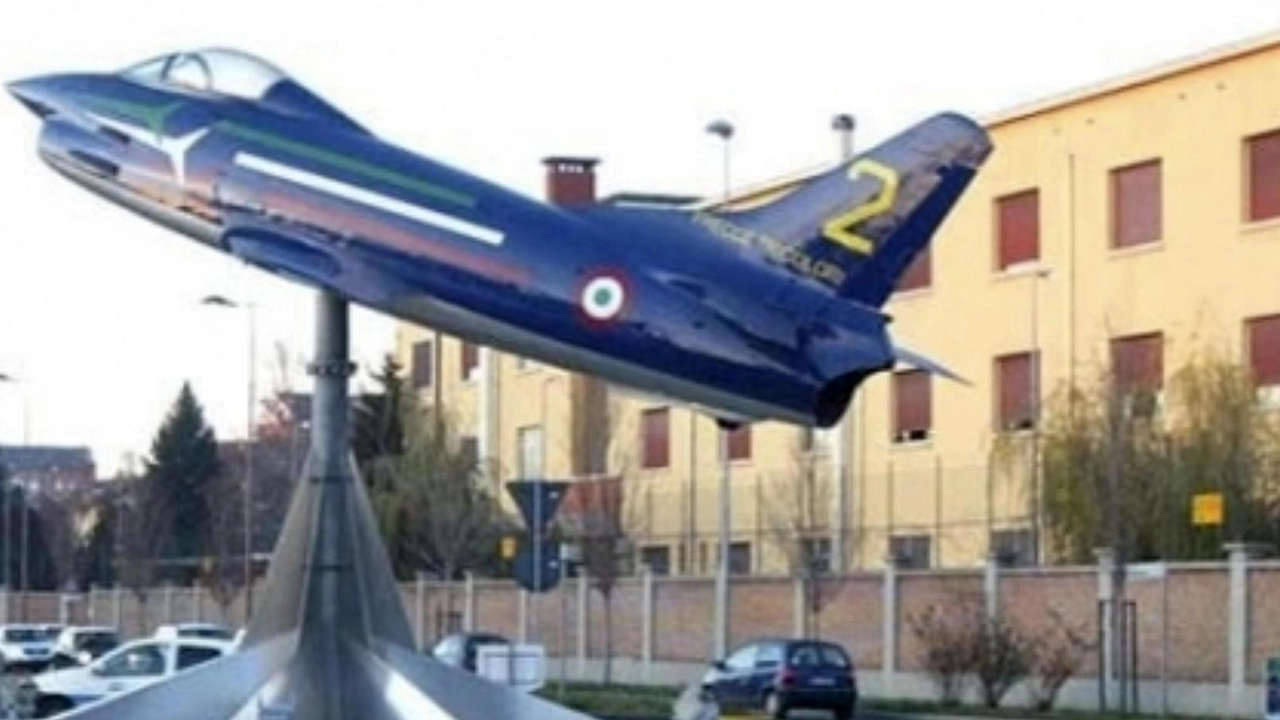 L'ex Casermone di Gallarate diventerà hub delle emergenze con un progetto da 21,6 milioni approvato dalla Giunta regionale. Sarà attrezzato per accogliere un treno sanitario e moduli prefabbricati per le Olimpiadi invernali 2026. L'ex Casermone di Gallarate diventerà hub delle emergenze con un progetto da 21,6 milioni approvato dalla Giunta regionale. Sarà attrezzato per accogliere un treno sanitario e moduli prefabbricati per le Olimpiadi invernali 2026.