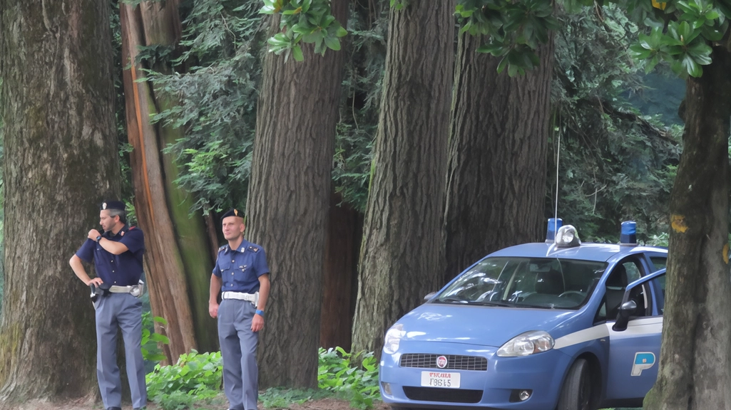 Coltello alla gola, donna aggredita ai Giardini Reali
