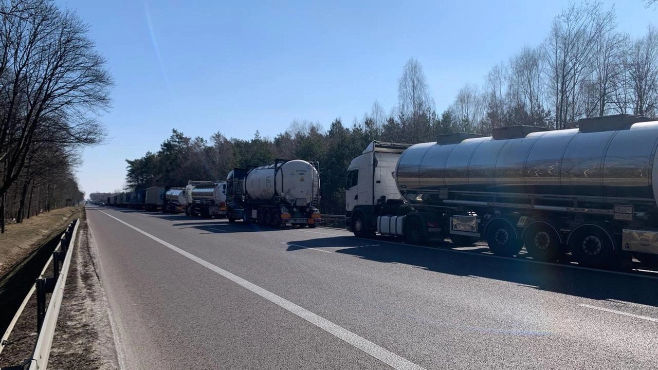 Autotrasportatori Fvg, troppe code dopo chiusura H4 slovena