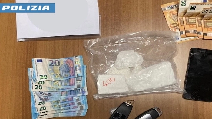 Soldi e droga sequestrati dalla polizia