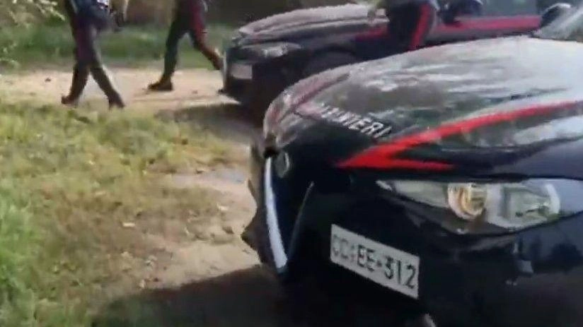 I carabinieri sono intervenuti sul luogo dove è stato rinvenuto il corpo senza vita di un uomo di nazionalità marocchina I carabinieri sono intervenuti sul luogo dove è stato rinvenuto il corpo senza vita di un uomo di nazionalità marocchina