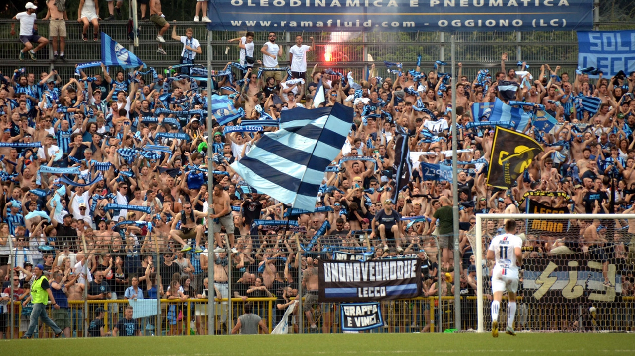 Lo stadio comunale Rigamonti-Ceppi a Lecco Lo stadio comunale Rigamonti-Ceppi a Lecco