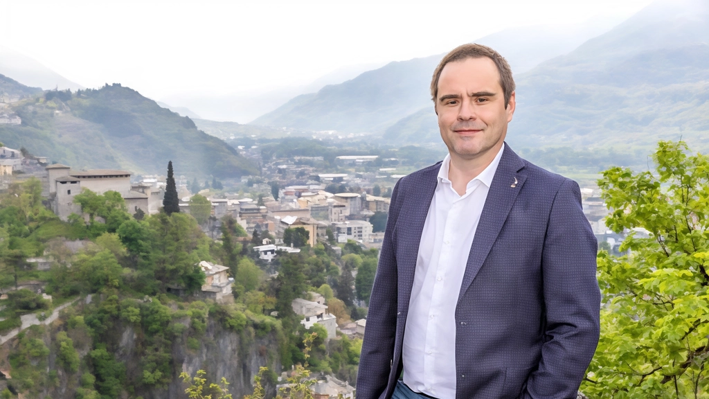 L’assessore alle politiche sociali di Sondrio Maurizio Piasini ha rilanciato le potenzialità innovative del progetto di cura domiciliare L’assessore alle politiche sociali di Sondrio Maurizio Piasini ha rilanciato le potenzialità innovative del progetto di cura domiciliare