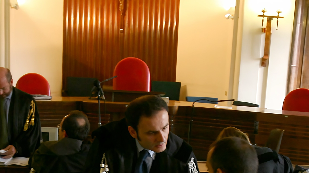 Pene da un anno e mezzo e 4 anni Pene da un anno e mezzo e 4 anni