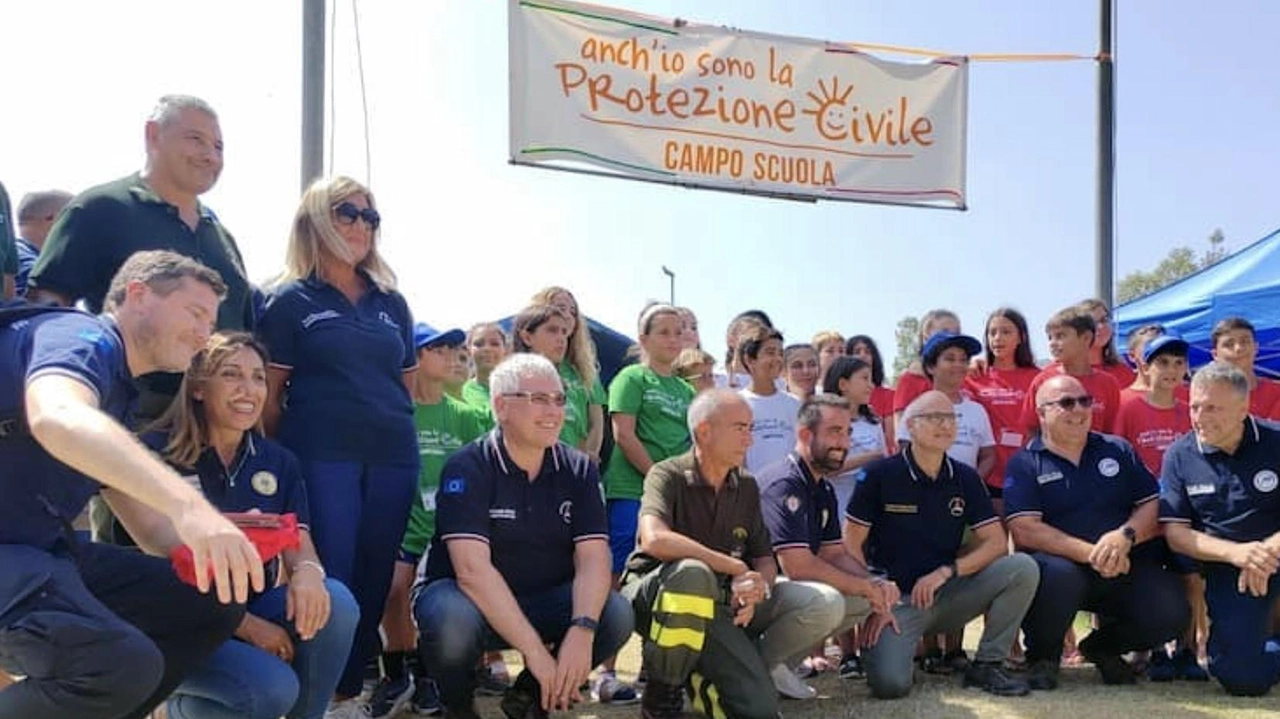 La Protezione civile Augustus ha collaborato alla realizzazione della giornata e gestirà il pranzo destinato ai componenti dei vari enti La Protezione civile Augustus ha collaborato alla realizzazione della giornata e gestirà il pranzo destinato ai componenti dei vari enti