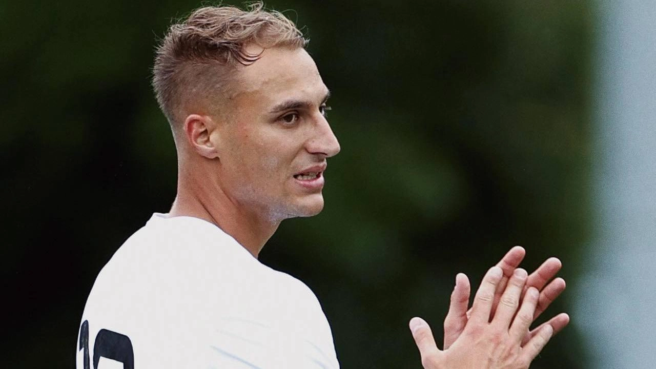 Manuel De Luca, autore del gol-bandiera della Cremonese su assist di Collocolo Manuel De Luca, autore del gol-bandiera della Cremonese su assist di Collocolo