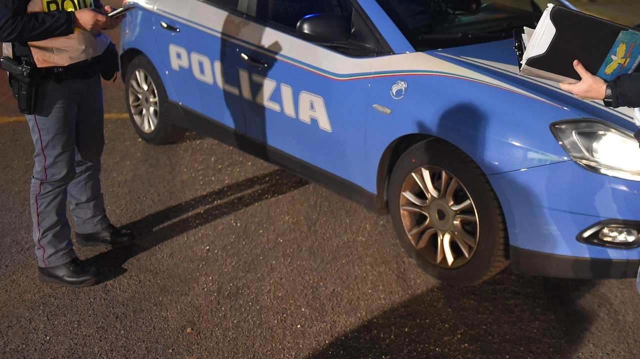 La polizia di Legnano ha scoperto una casa dello spaccio su segnalazione del servizio di vicinato La polizia di Legnano ha scoperto una casa dello spaccio su segnalazione del servizio di vicinato