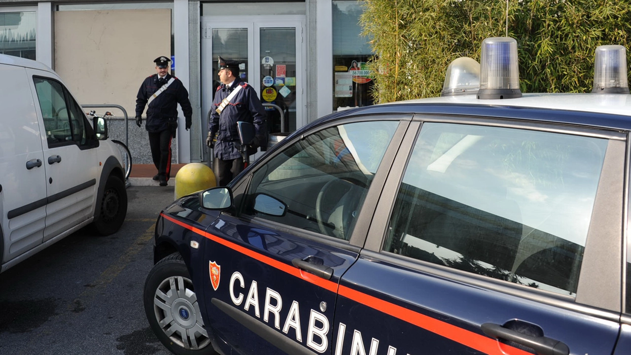 I carabinieri sul luogo dell’aggressione