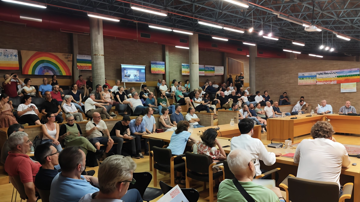 L’incontro pubblico sulla crisi della Stmicroelectronics , il colosso dei semiconfuttori, si terrà nella sala consiliare di Agrate Brianza, nel cuore del paese: a rischio ci sono 1.500 esuberi nel siro di via Olivetti L’incontro pubblico sulla crisi della Stmicroelectronics , il colosso dei semiconfuttori, si terrà nella sala consiliare di Agrate Brianza, nel cuore del paese: a rischio ci sono 1.500 esuberi nel siro di via Olivetti