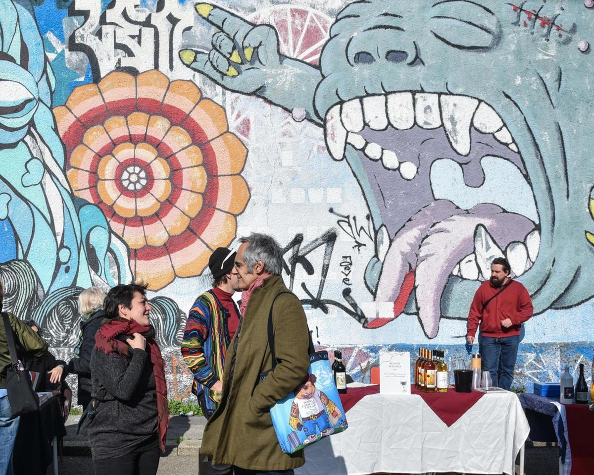 "Quei murales vanno salvati, meritano un museo"