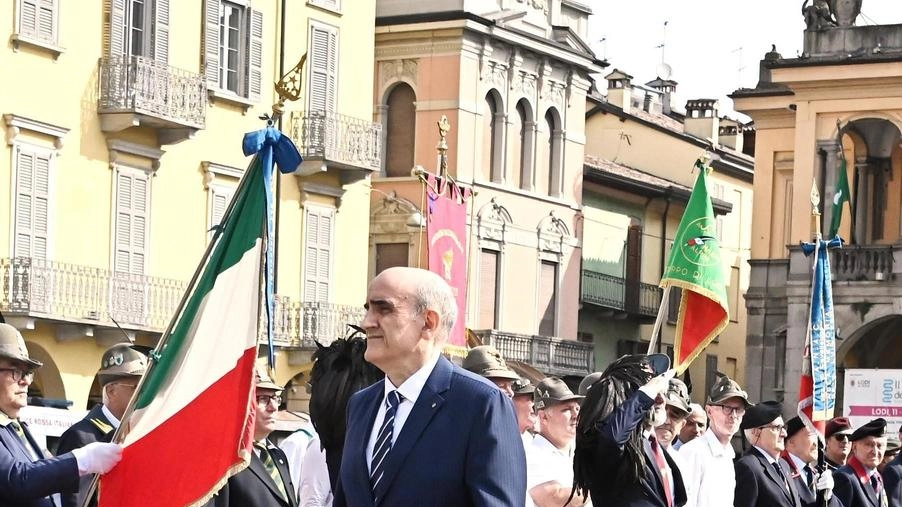 In piazza della Vittoria. La banda provinciale accompagna memoria e orgoglio civico
