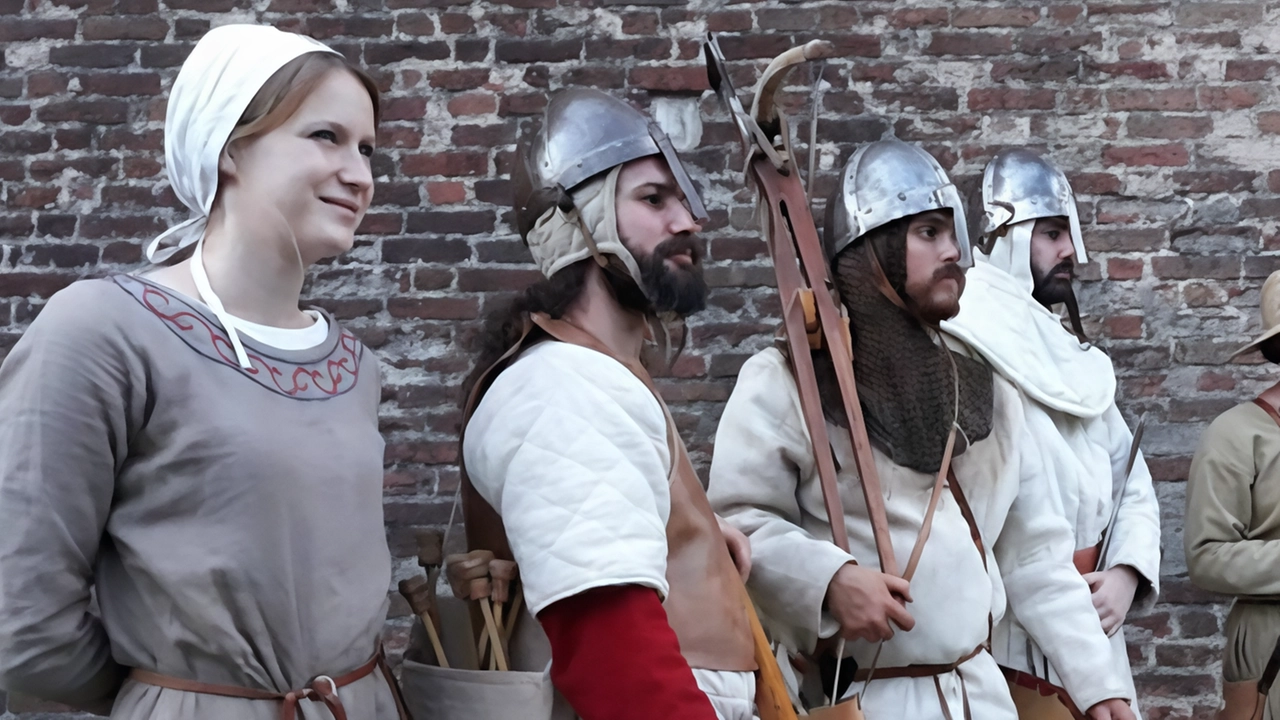 Sabato 14 settembre le visite al Castel Baradello di Como saranno rese ancora più speciali dalla presenza di rievocatori in... Sabato 14 settembre le visite al Castel Baradello di Como saranno rese ancora più speciali dalla presenza di rievocatori in...