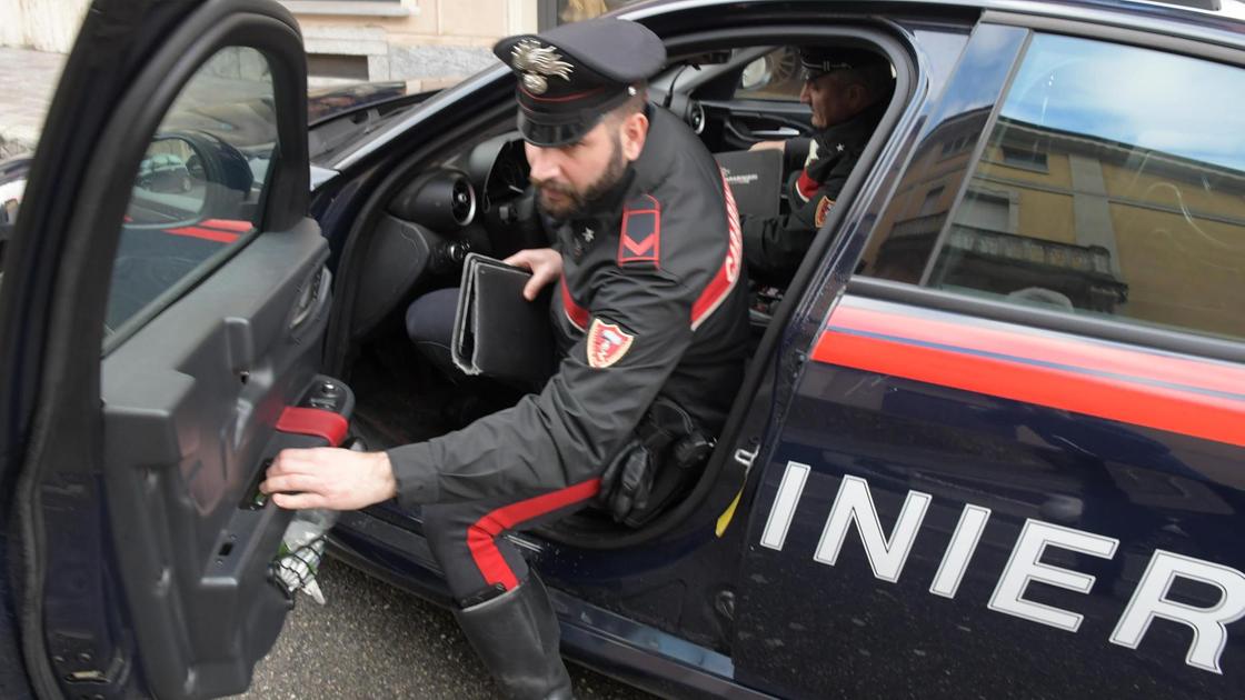 Finge tamponamento con l’auto. Sventata la truffa a un anziano Finge tamponamento con l’auto. Sventata la truffa a un anziano