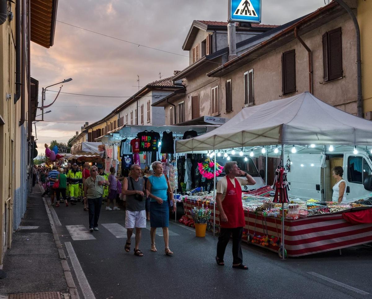cassina in festa per san fermo giornata tra sacro e profano con i fuochi d8217artificio finali